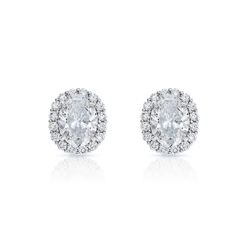 Rope bead earrings-Lou 9 Carat Oval Cut SI1 Lab Grown Diamond Stud Earrings in 18k White Gold