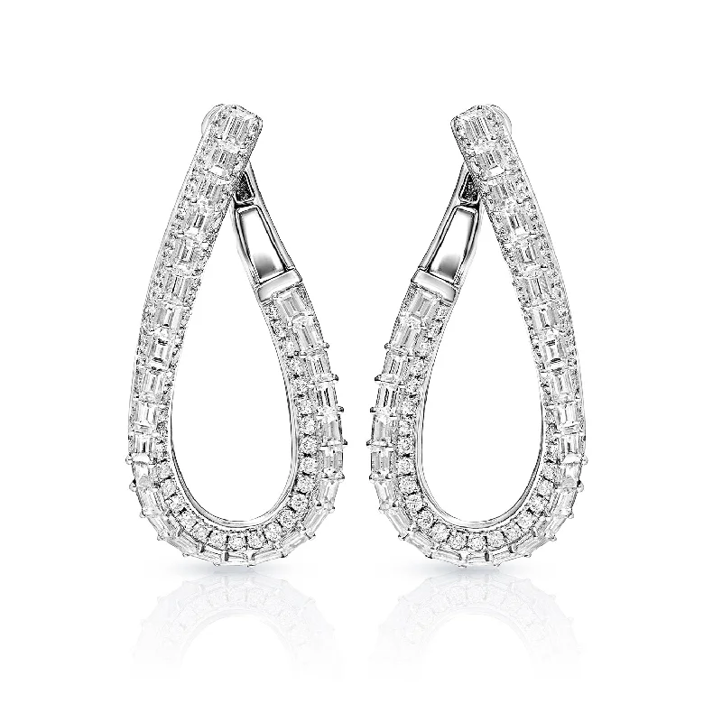 Thin texture earrings-Hajar 6 Carat Diamond Clip-on Earrings for Ladies in 18kt White Gold