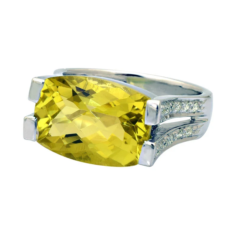 Ring-Lemon Quartz and Diamond