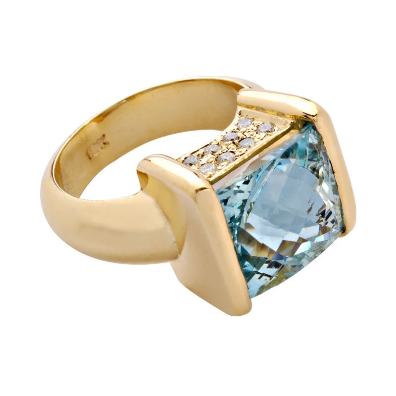 Ring-Aquamarine and Diamond