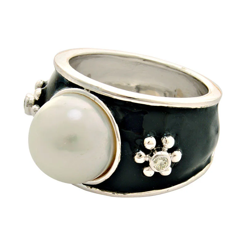 Ring-South Sea Pearl and Diamond (Enamel)