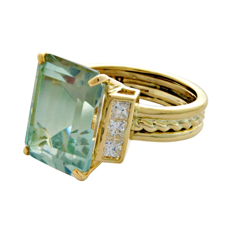 Ring-Green Quartz and Diamond