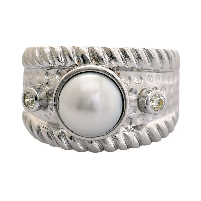 Ring-South Sea Pearl and Diamond