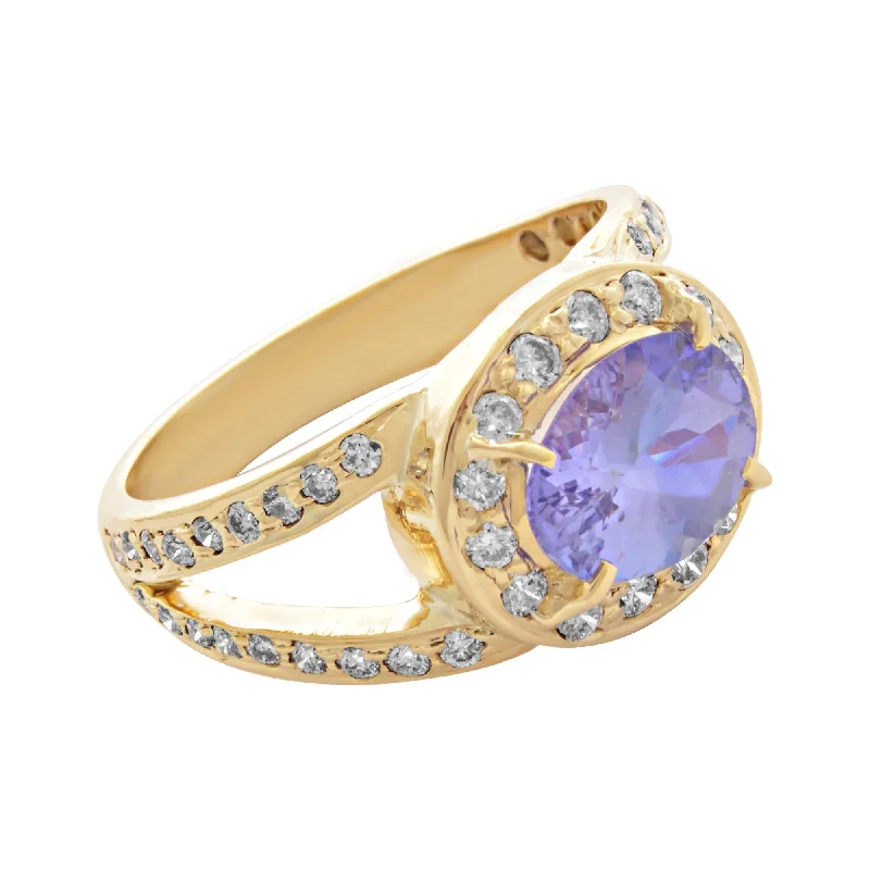 Ring-Tanzanite and Diamond